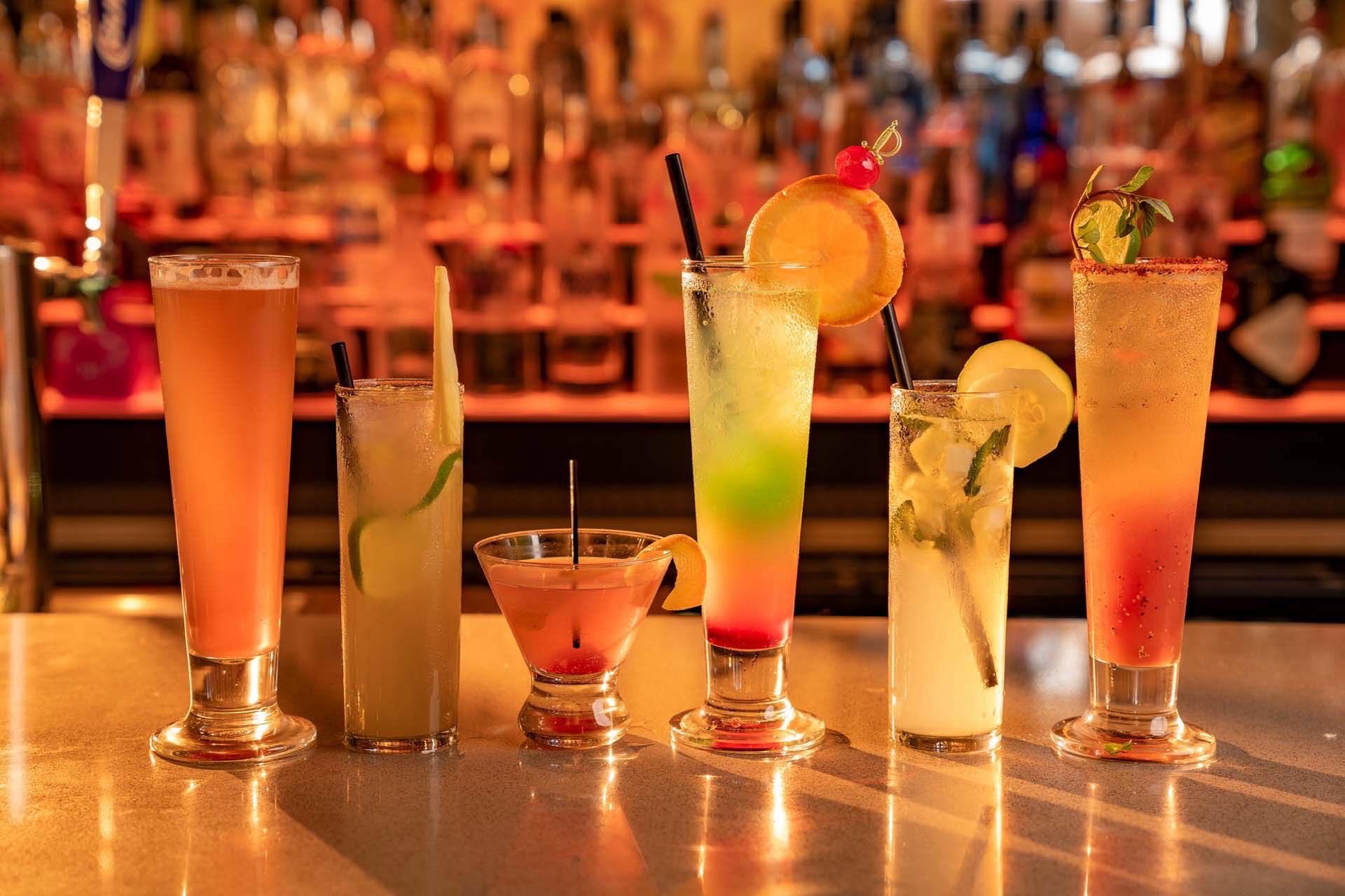 Signature Cocktails, Mocktails & The Full Bar | Top Sports Bar & Grill in Suwanee, GA